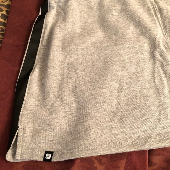 Fabletics size Large gray mini skirt w/ faux leather trim & zip pockets - Picture 7 of 12